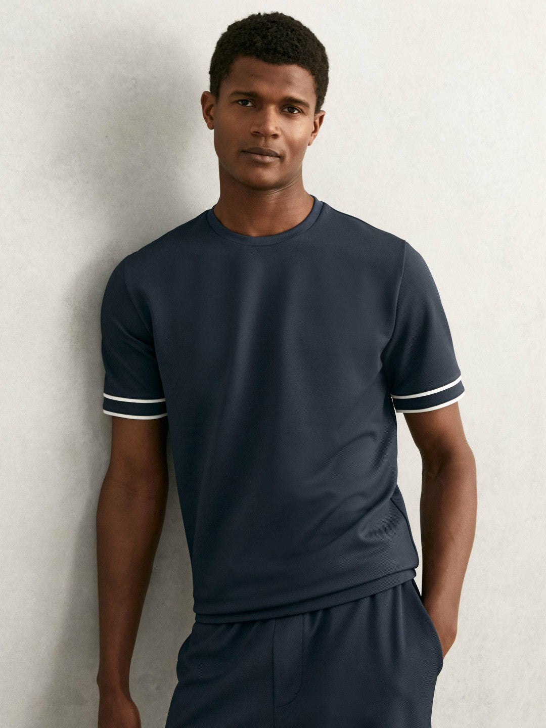 Reiss Textured Crew-Neck Tipped T-Shirt in Airforce Blue