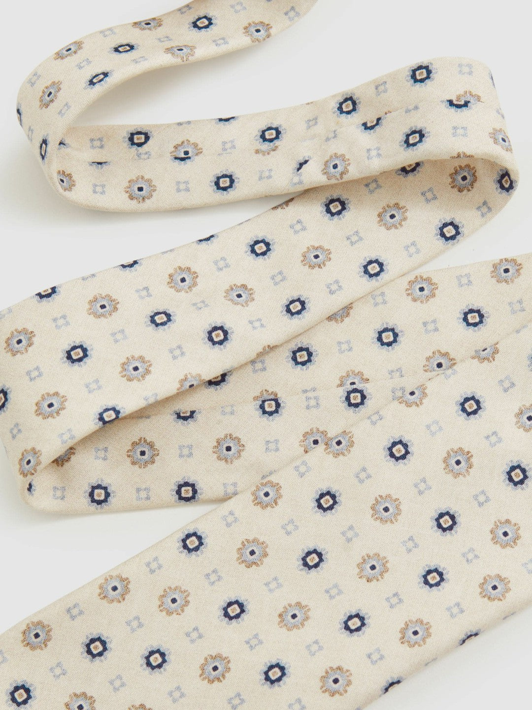 Reiss Silk Floral-Medallion Tie in Ivory
