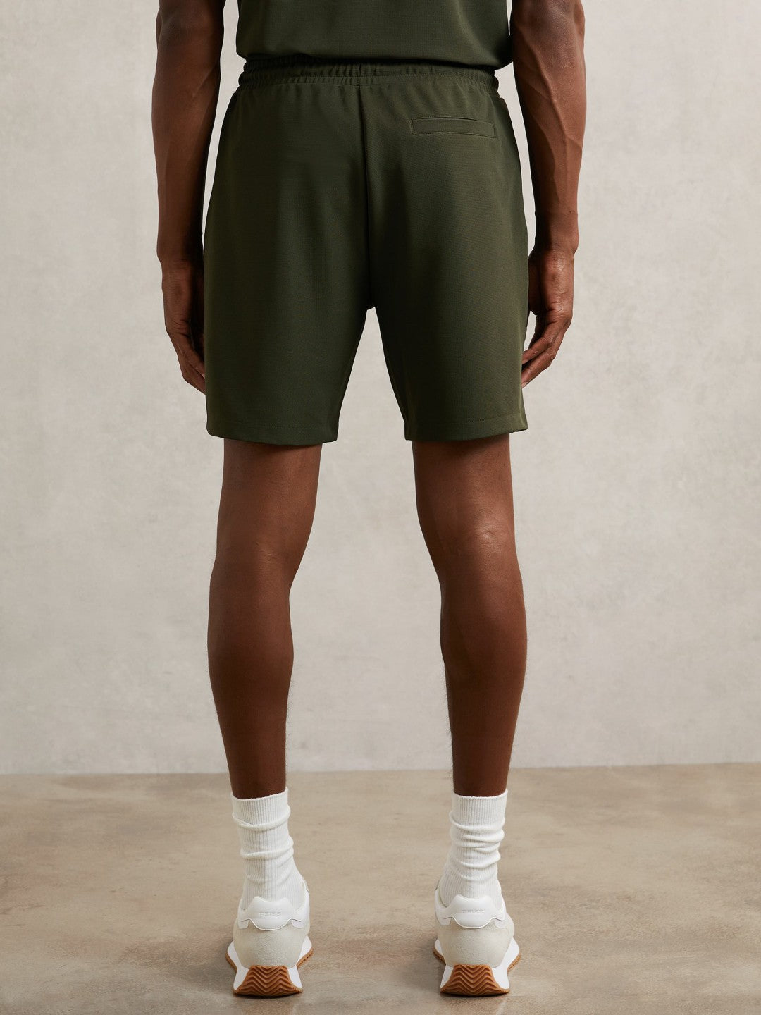 Reiss Textured Drawstring Shorts in Green