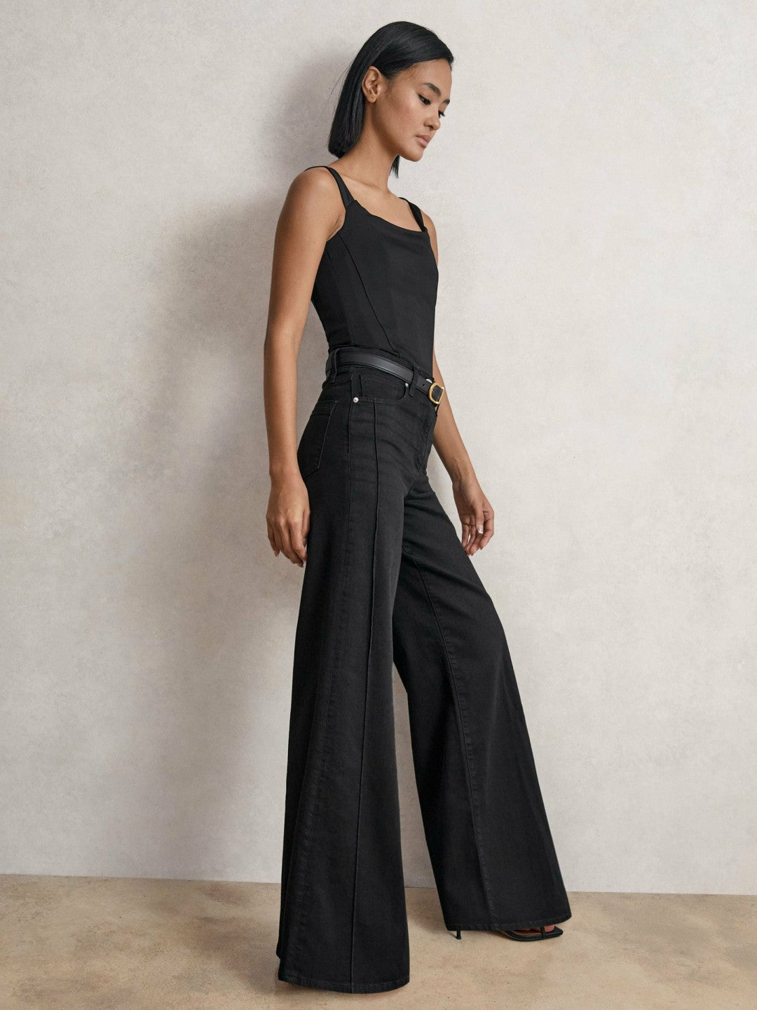 Reiss Petite Stretch-Cotton Wide-Leg Jeans in Black