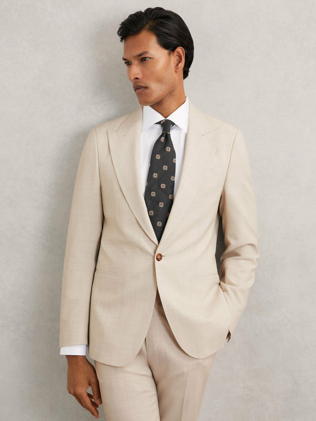 Reiss Suit Jacket in Stone